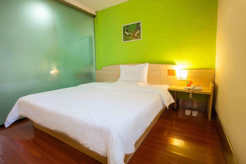 7 Days Inn Chengdu Sichuan University South Railway Station Quarto foto