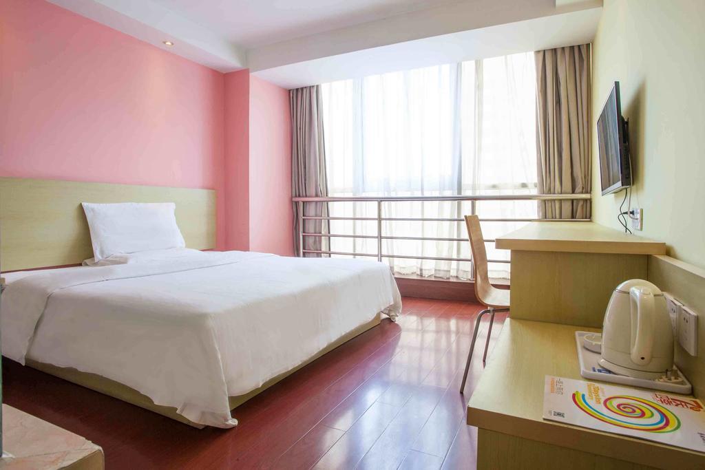 7 Days Inn Chengdu Sichuan University South Railway Station Quarto foto